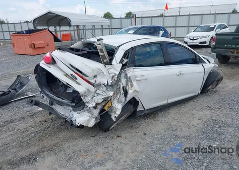 2012 Ford Focus Titanium из США, поврежденный, VIN 1FAHP3J22CL288077